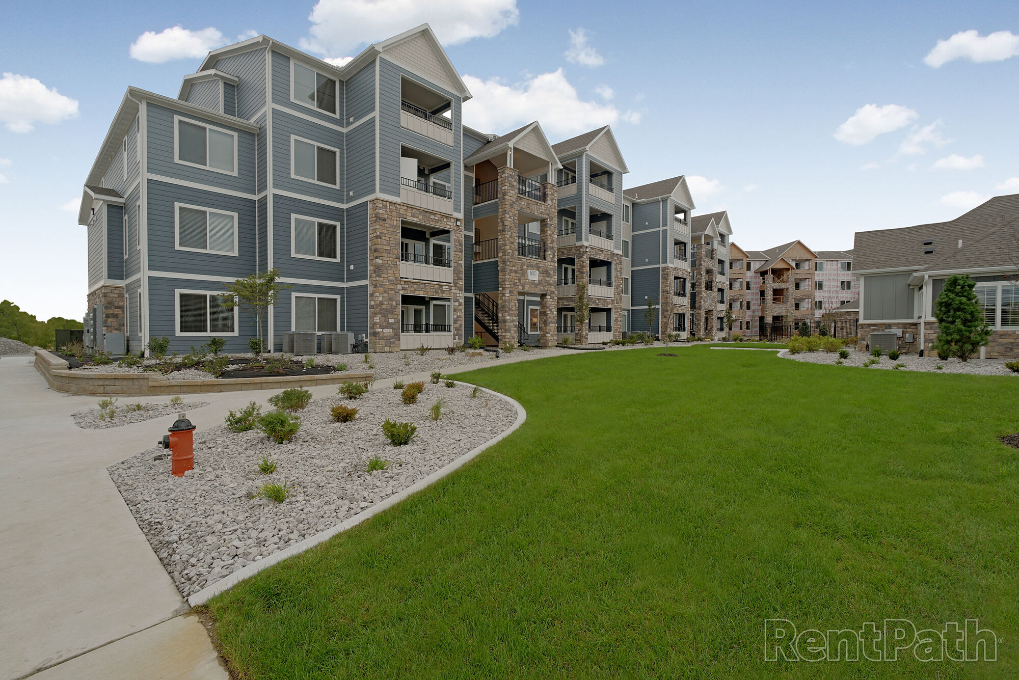 Steeplechase Apartments – photo 5