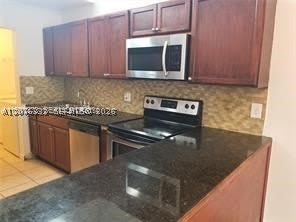 6979 SW 40th St – photo 2