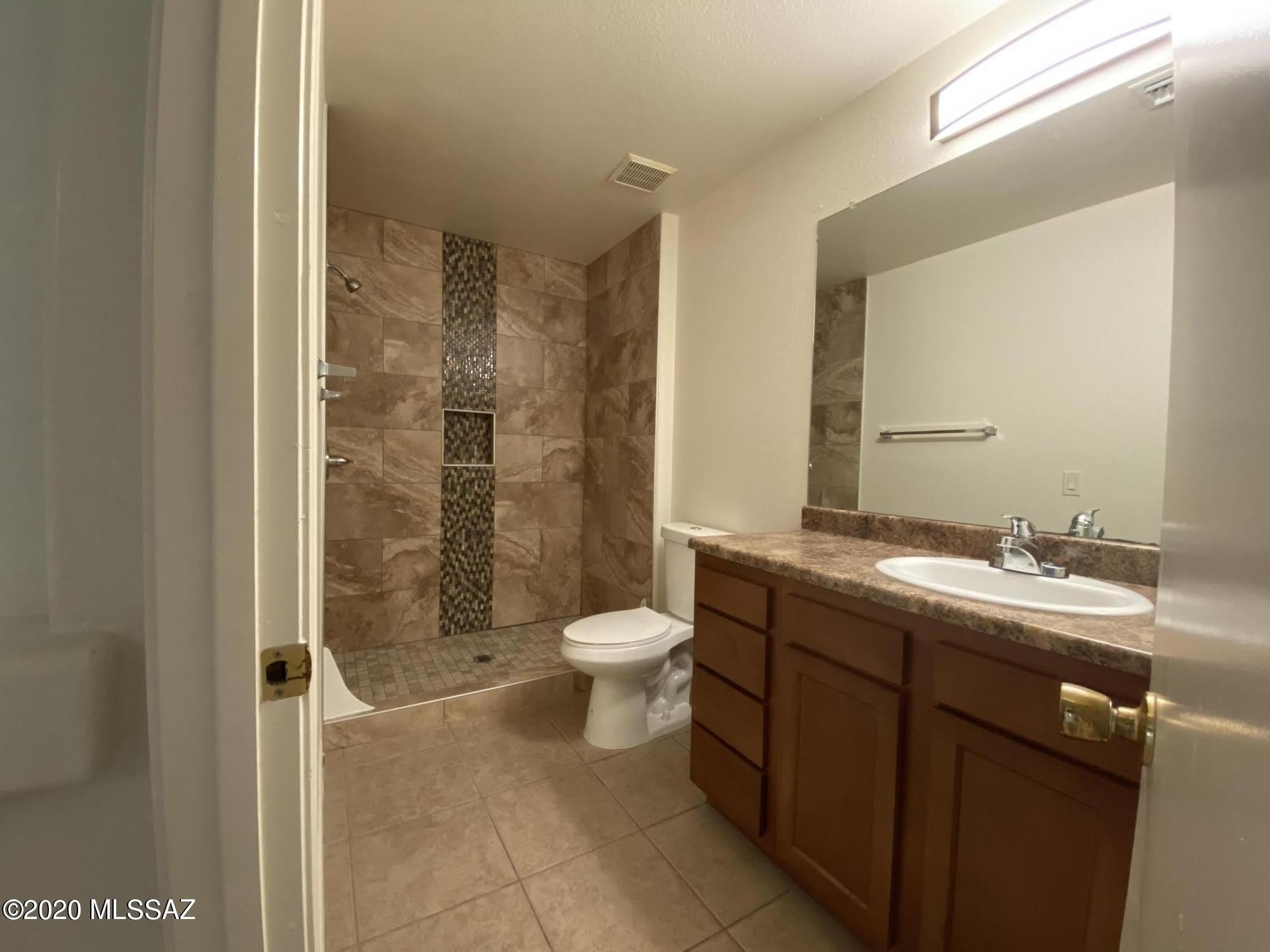 1265 E Weimer Circle – photo 5