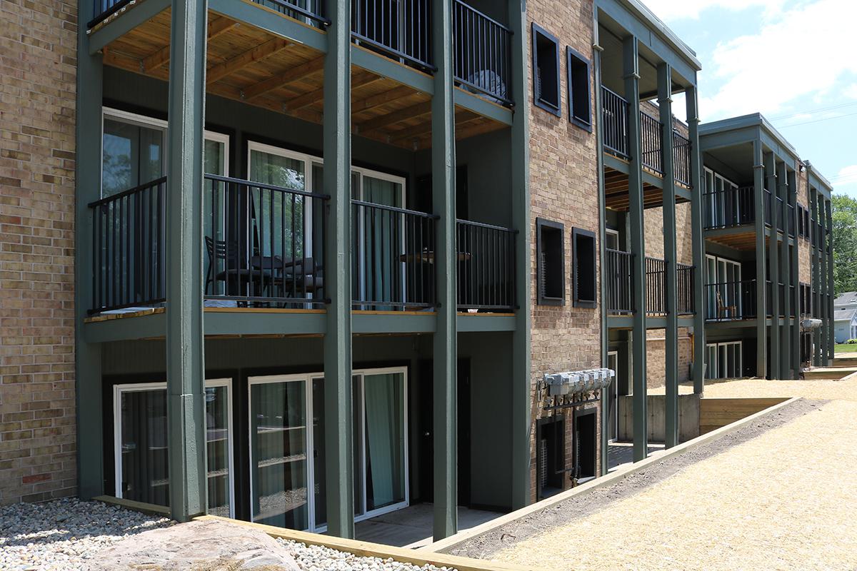 Uptowne Apartments – photo 3