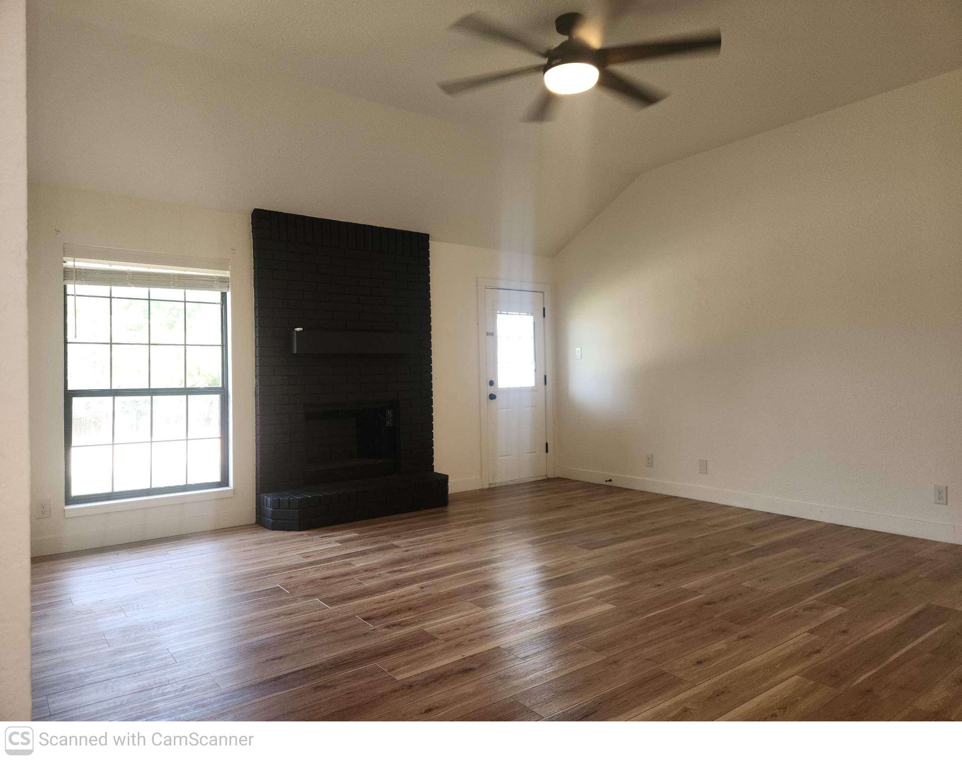 3904 Sawtooth Dr – photo 2