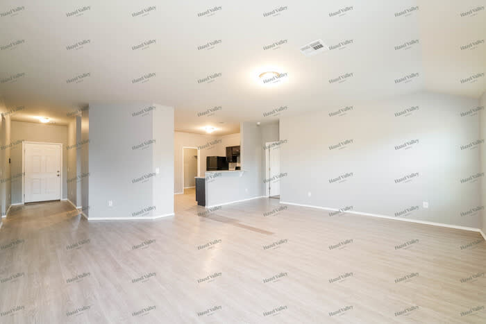 734 West Lola Drive – photo 5