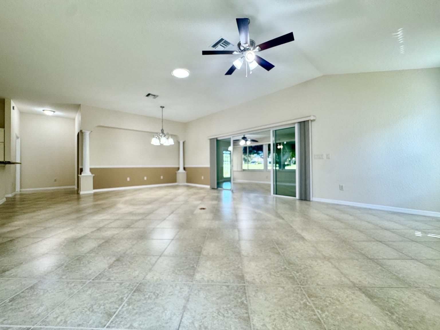 487 Thistledown Way – photo 2