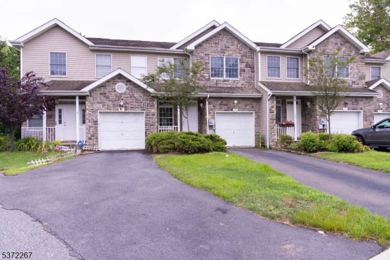 347 Raymound Blvd – photo 2
