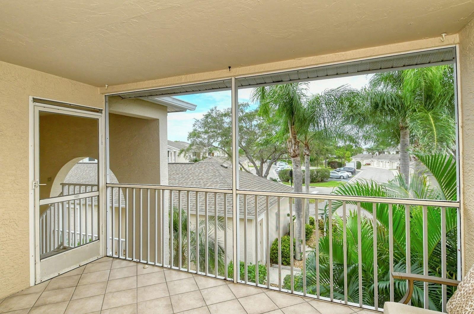 9560 HIGH GATE Drive – photo 3