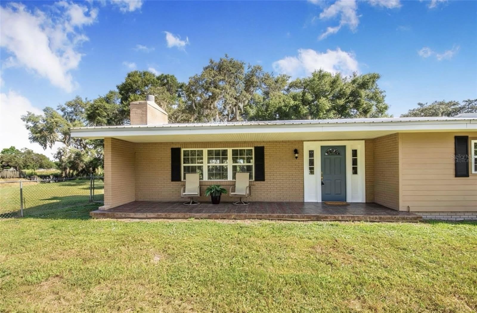 4854 E HINSON Avenue – photo 2