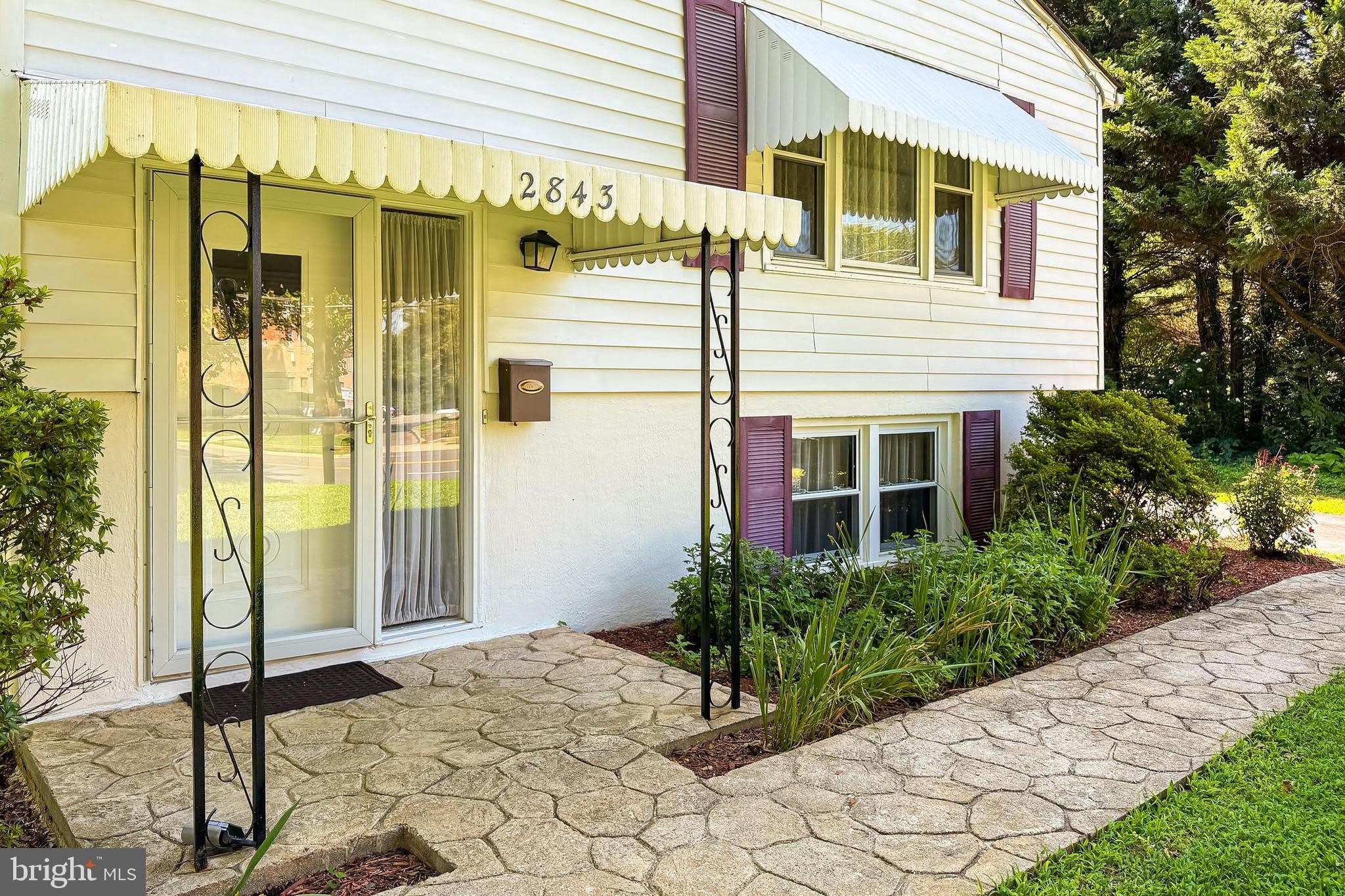 2843 ANNANDALE Road – photo 2