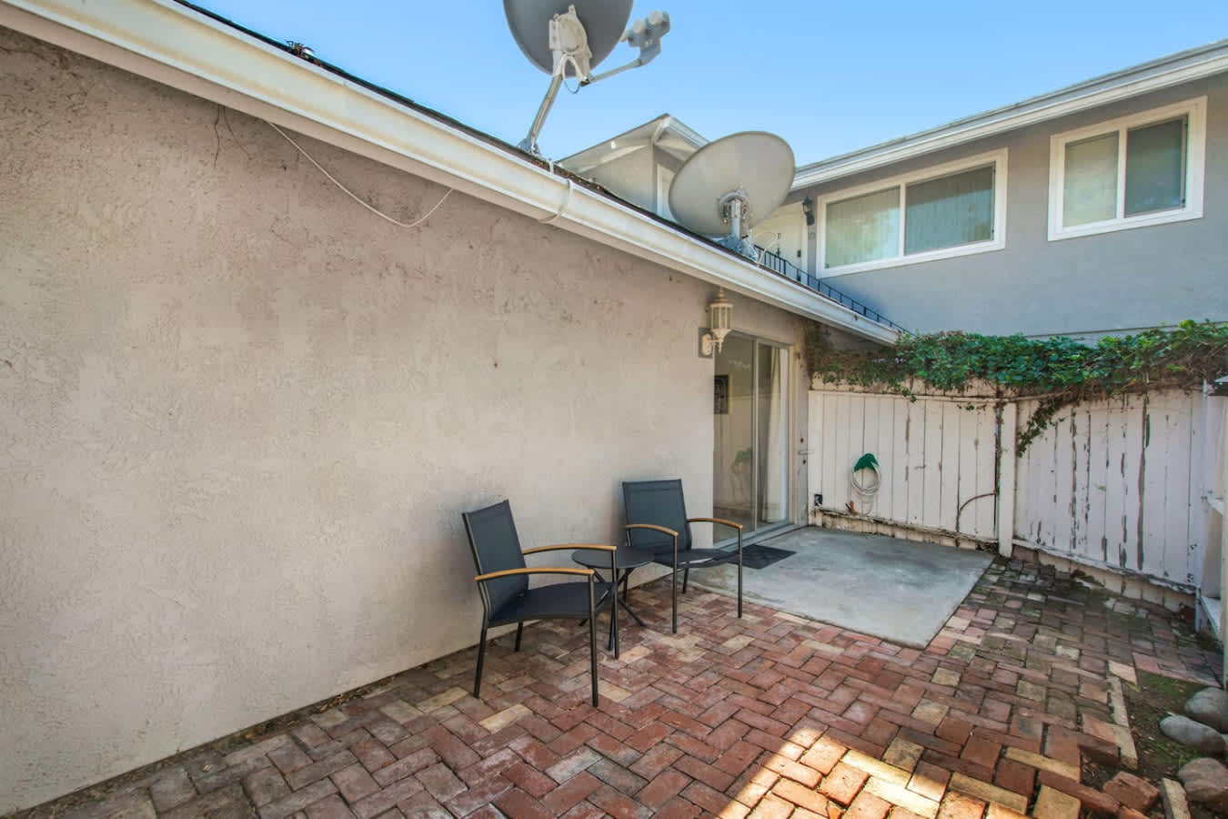 418 Nobel Ave – photo 3