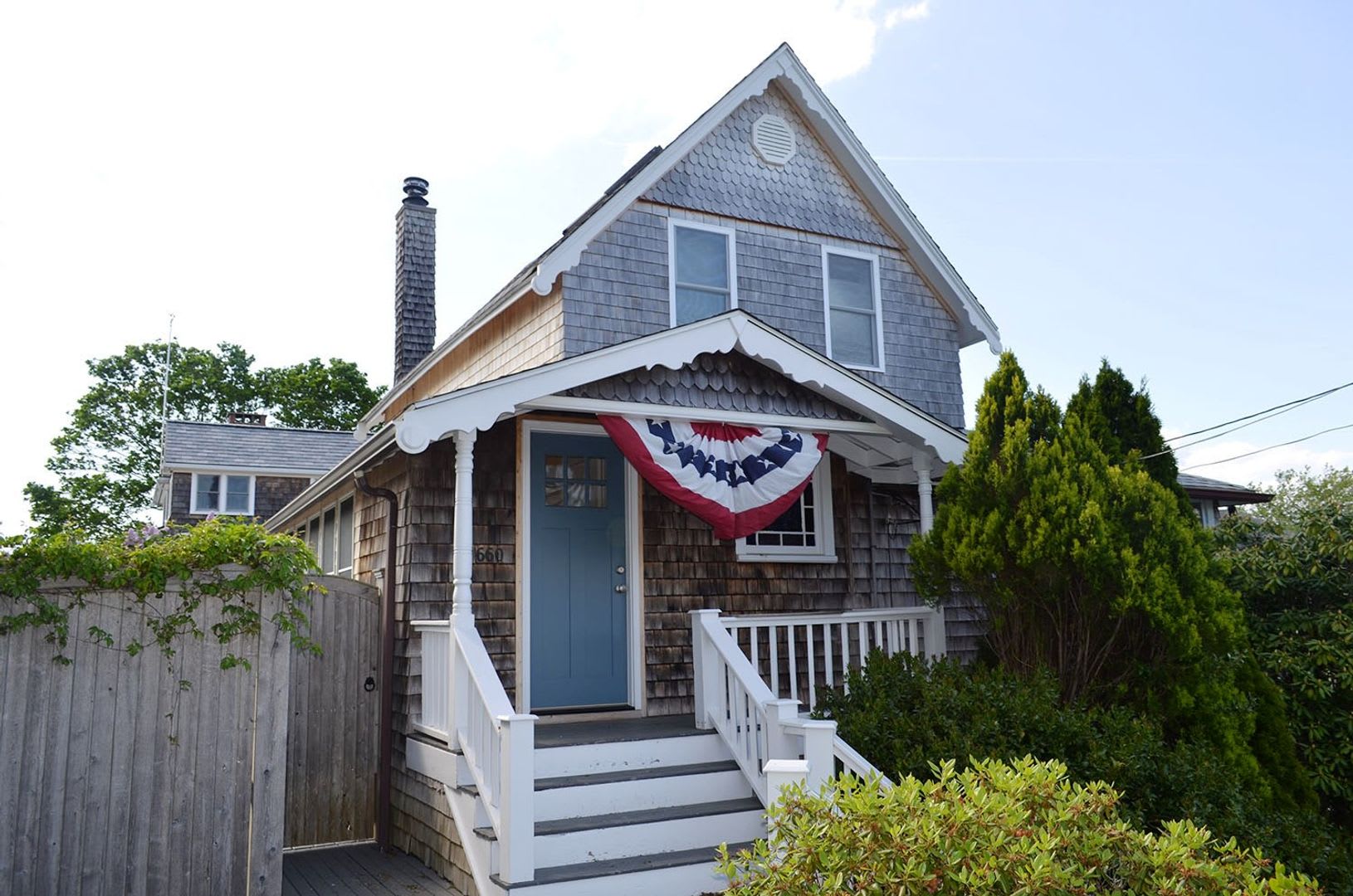 Waterfront Winter Rental: Sunset Cove (Utilities Included) – photo 2