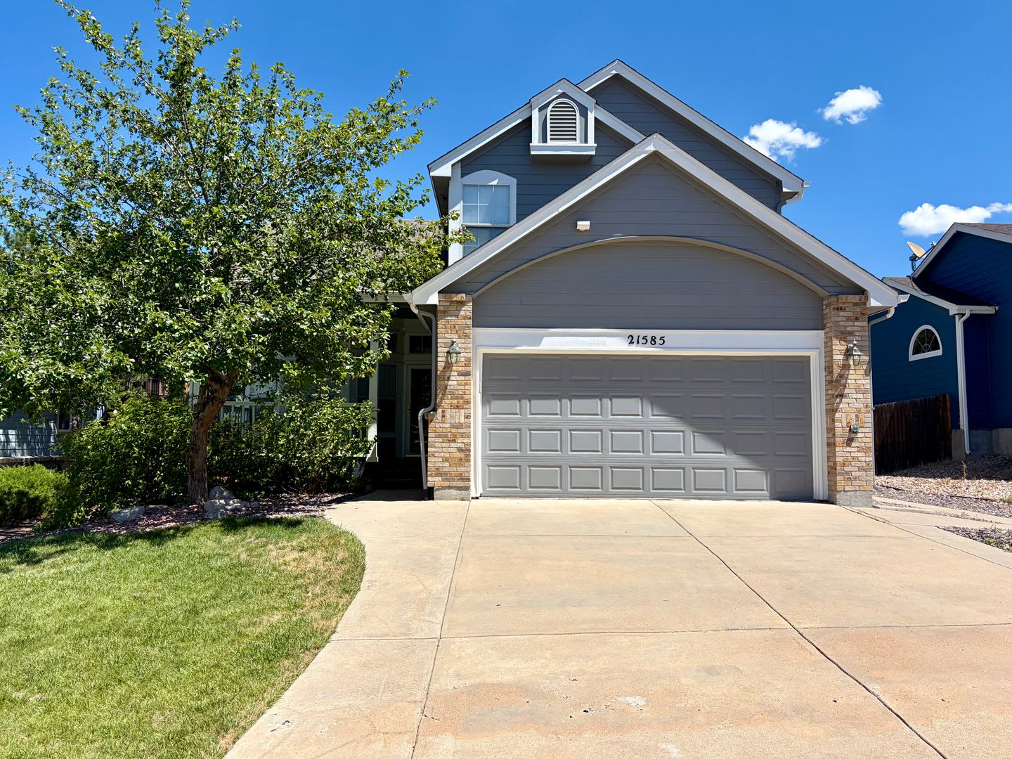 Spacious 3-bedroom, 3-bathroom home in the Villages of Parker—close to parks, trails, and local schools – photo 1