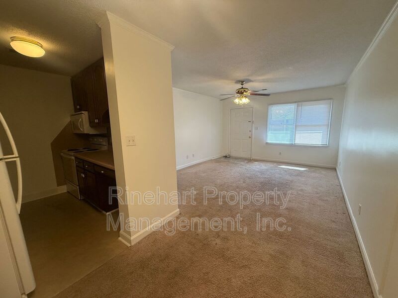 1110 Chandler Drive – photo 2