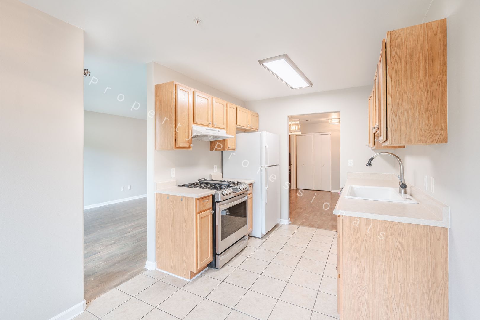 Condo for Rent in New Castle – photo 5