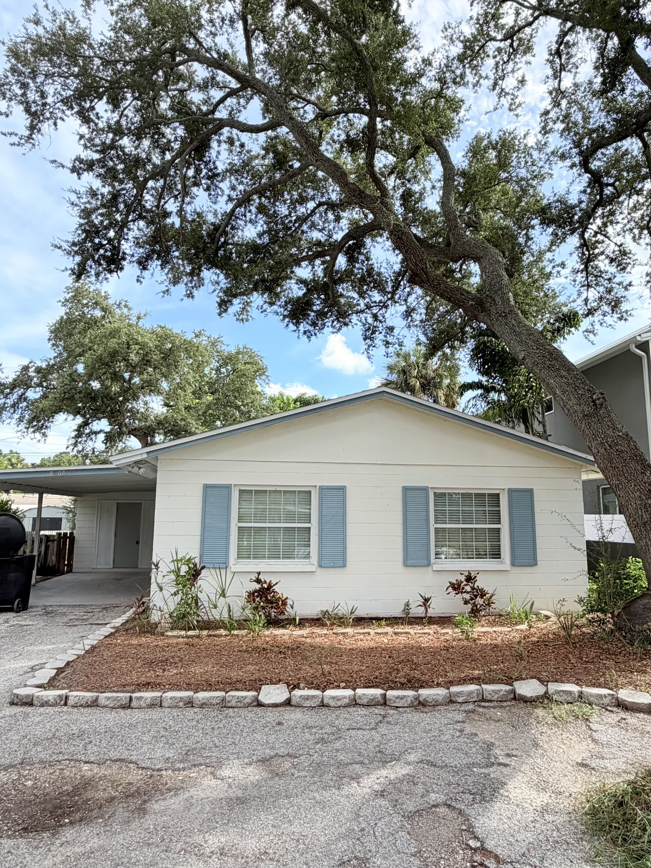 8068 23Rd Avenue North – photo 1