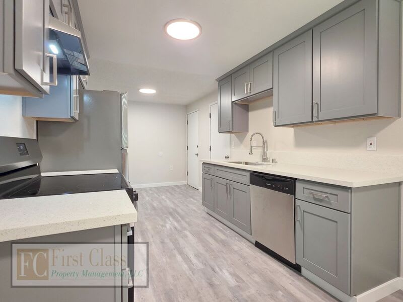 1829 Ne 23Rd Ct – photo 3