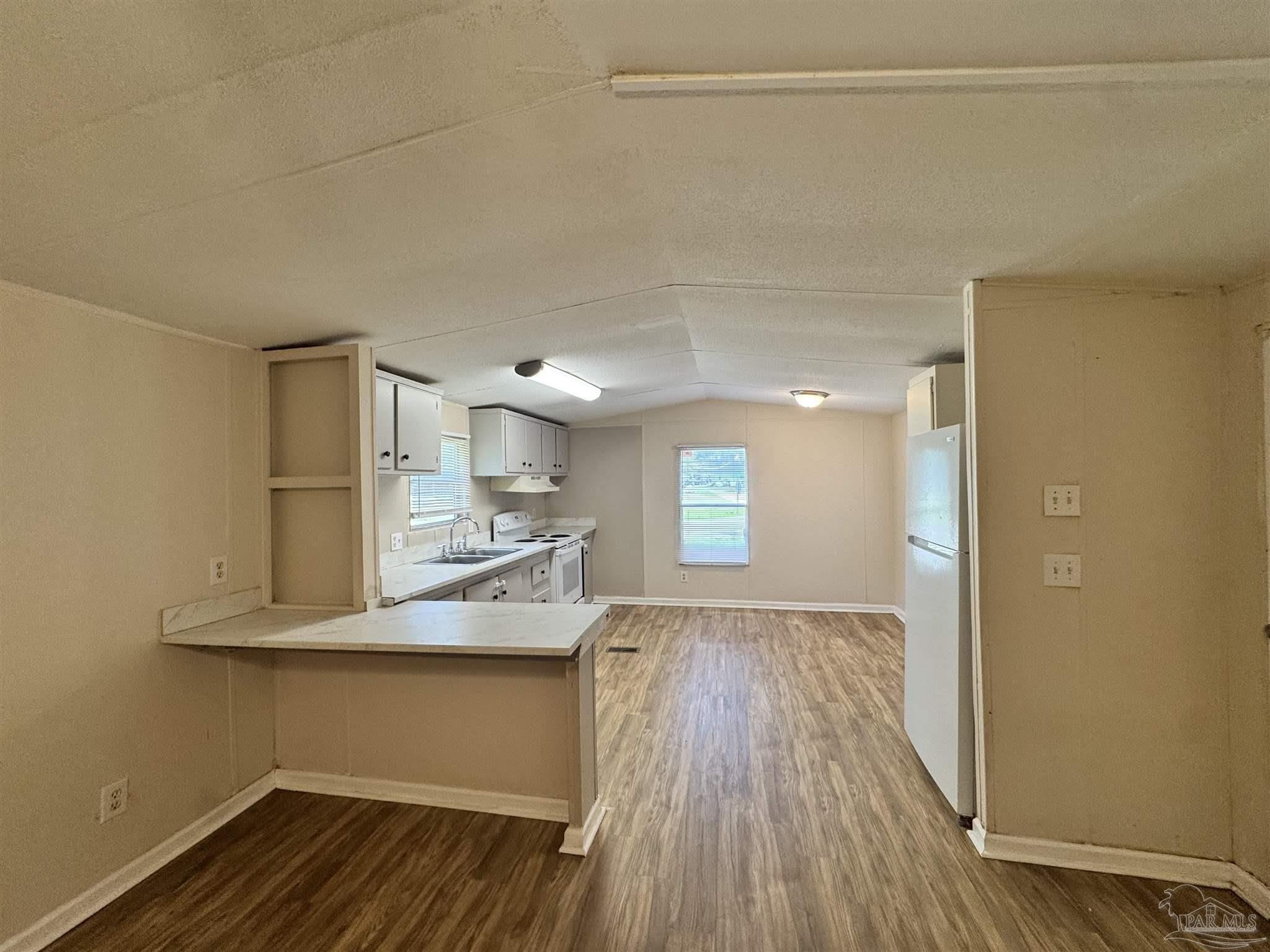 3992 Mccutchin Dr – photo 4
