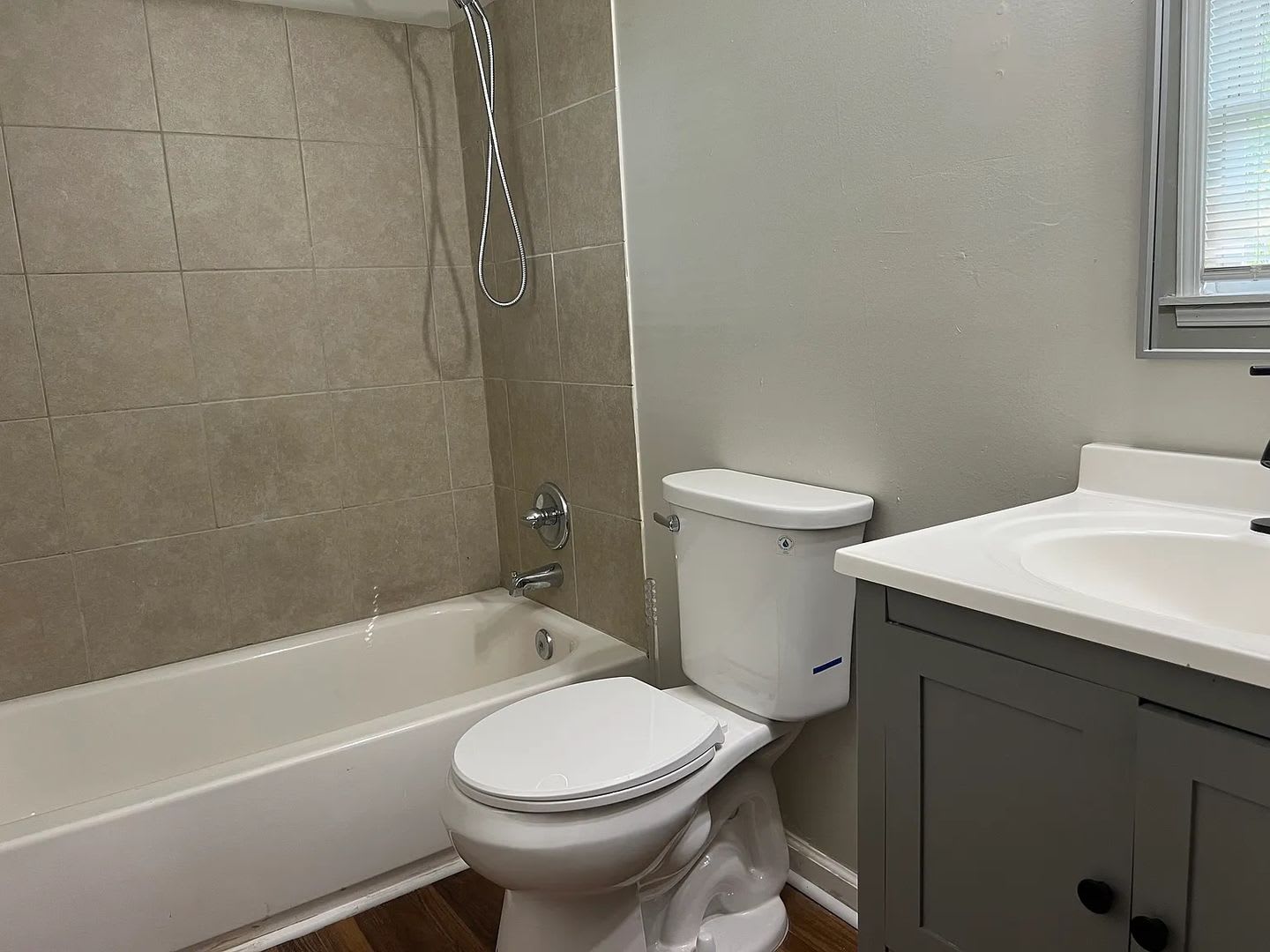 Room in 2 Bedroom Home in Atlanta – photo 3
