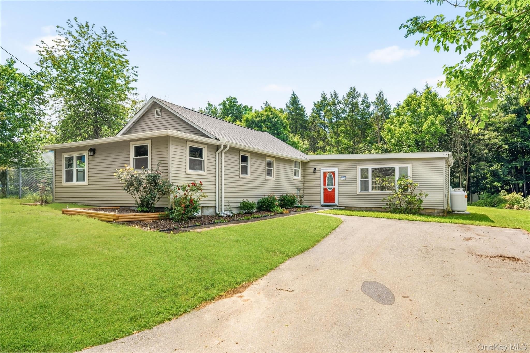 12 Dickerson Place – photo 2