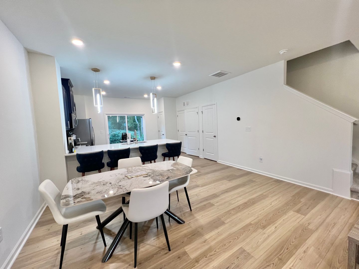 Offering Refundable Application Fees 100 Move In Promotion Luxurious Newly Built 3Bd 2 5Ba Raleigh Townhome With Modern Features And Easy Access To I 40 And Downtown Raleigh – photo 5