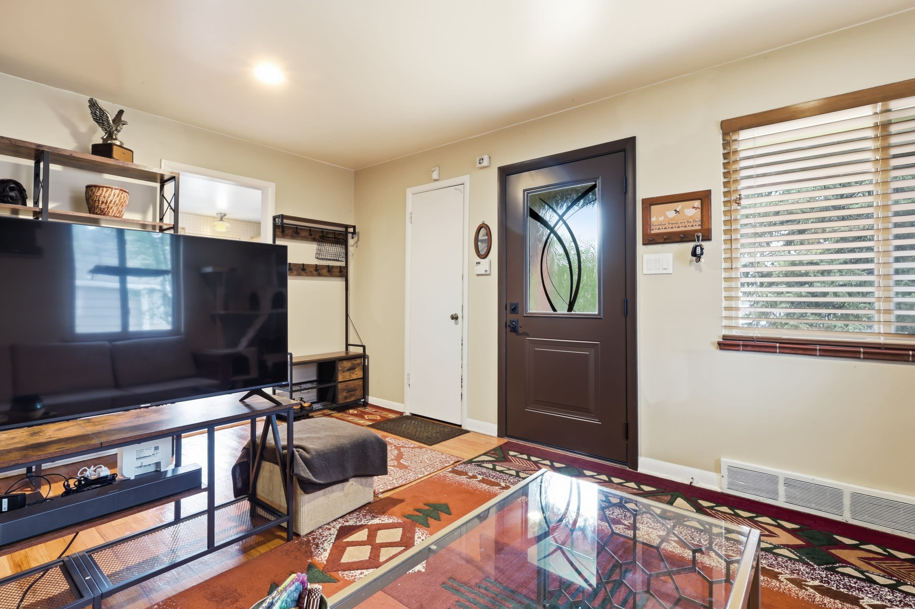 1545 South Yates Street – photo 3
