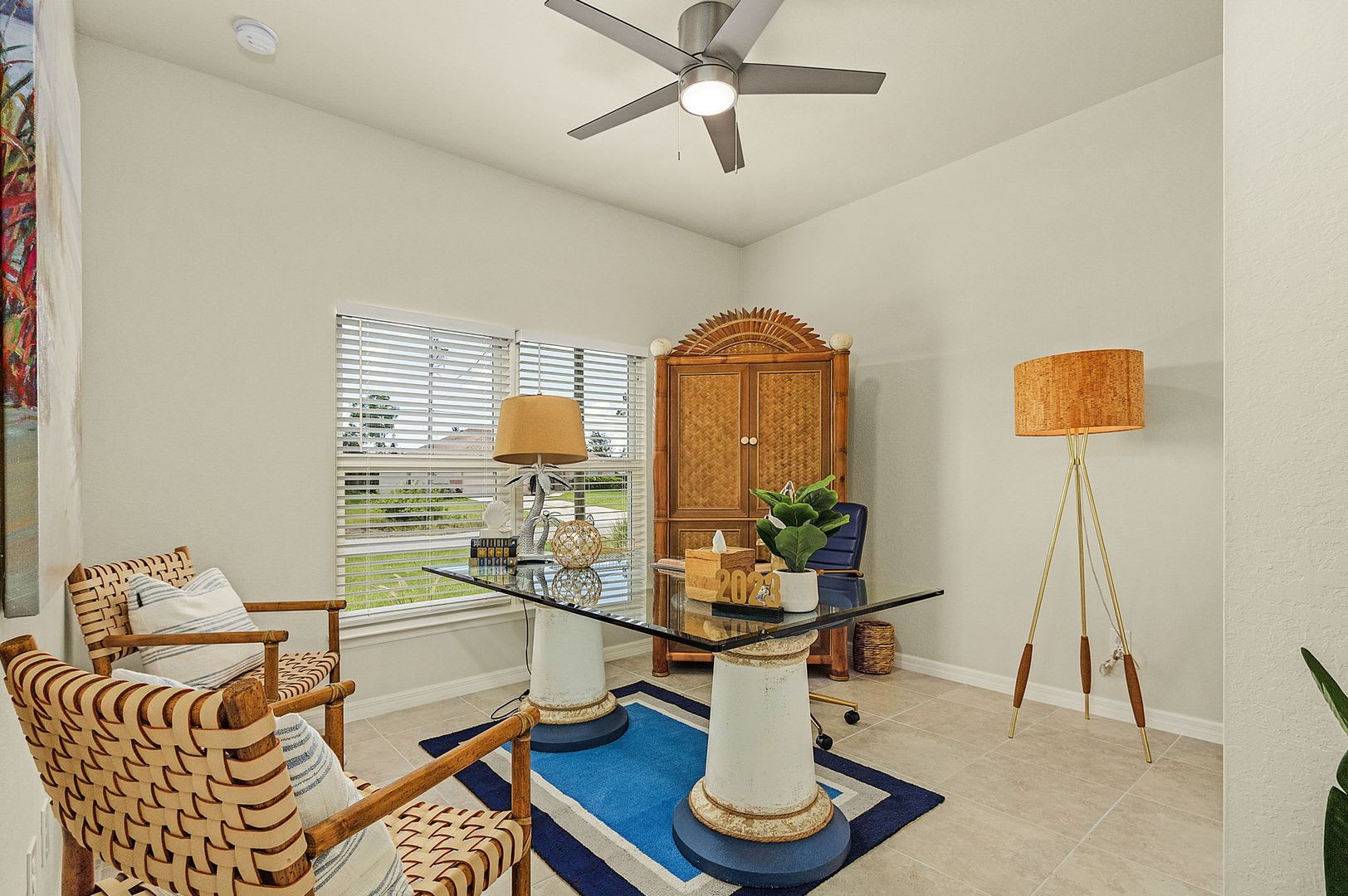 Modern Cape Coral Home with 3-Car Garage, Designer Upgrades & Flexible 4-Bedroom Layout! – photo 3