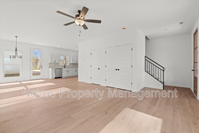 105 Carroll Circle – photo 4