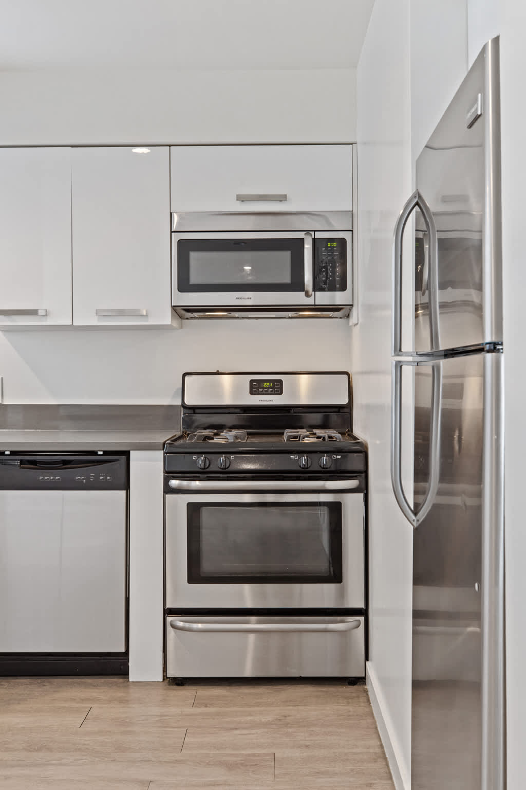 Crenshaw Villa Apartments – photo 4