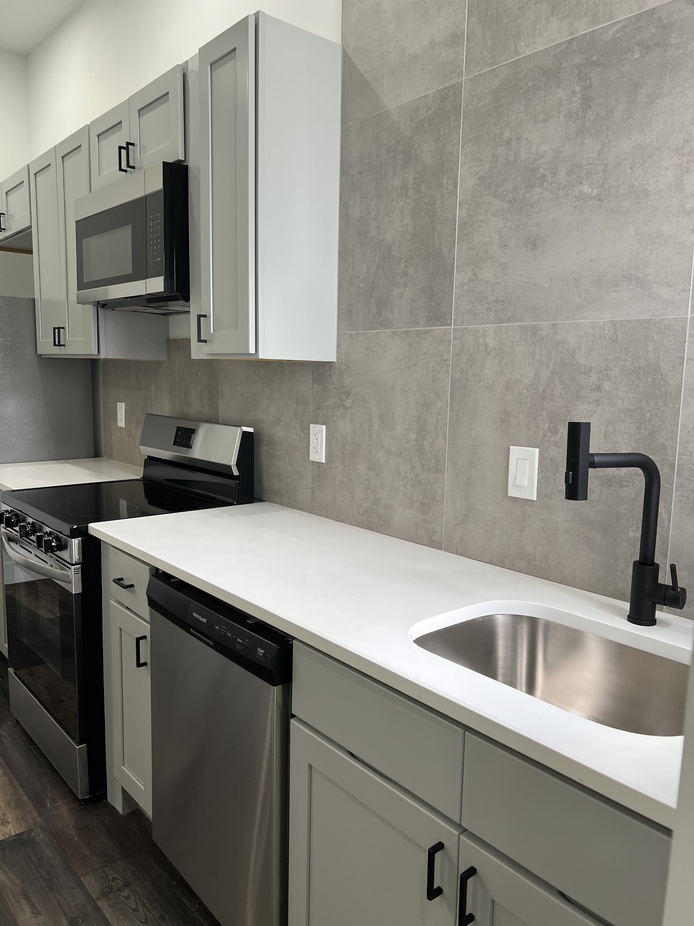 736 East Chelten Avenue – photo 4