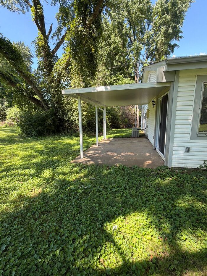 602 Ledyard Drive – photo 3