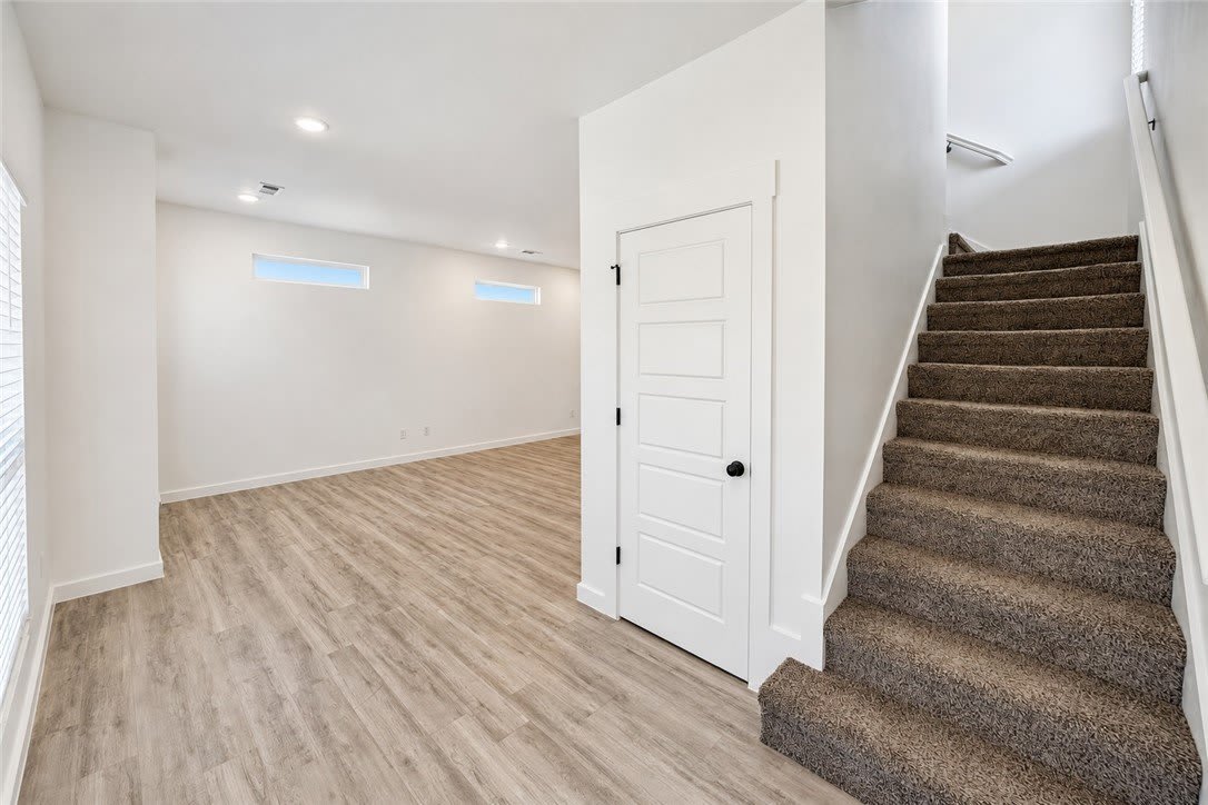 1031 Boardwalk Avenue – photo 4