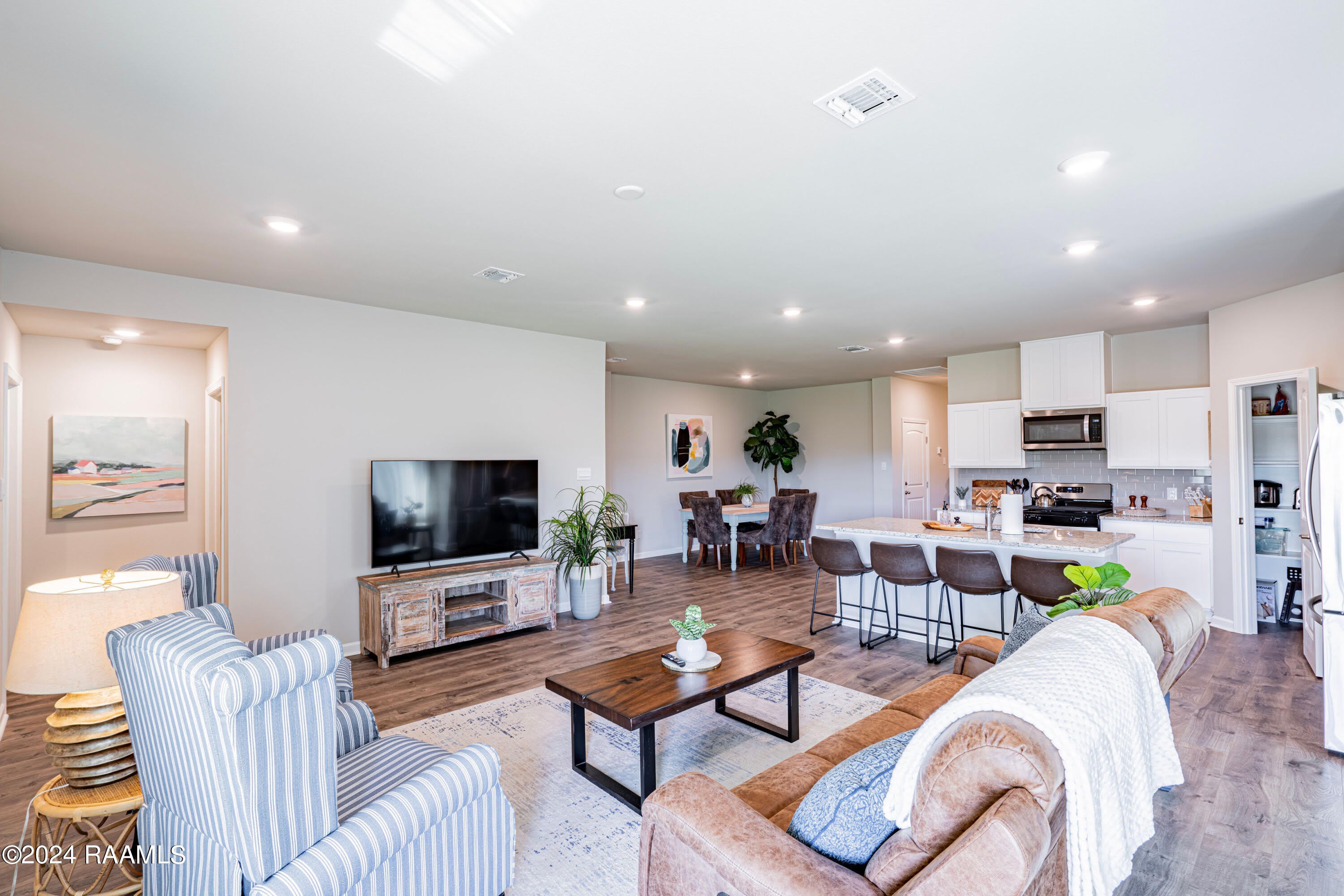 407 Broussard Hill Drive – photo 5