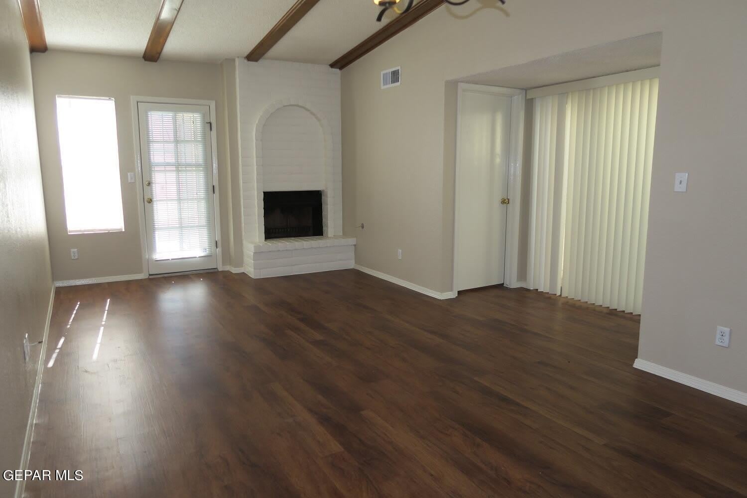 3121 Wayside Street – photo 4