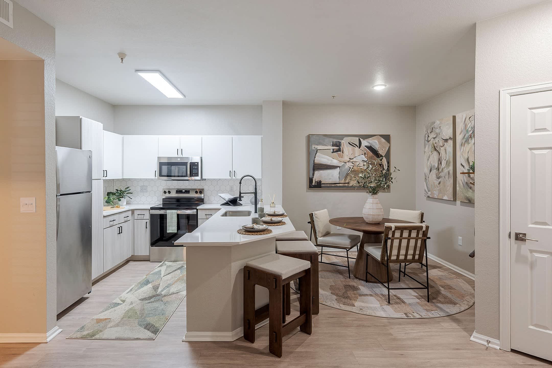 Bristol Village Apartments – photo 1