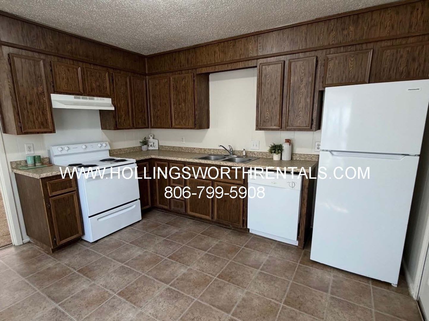 2 Bedroom 1 Bath House in Tech Terrace – photo 4