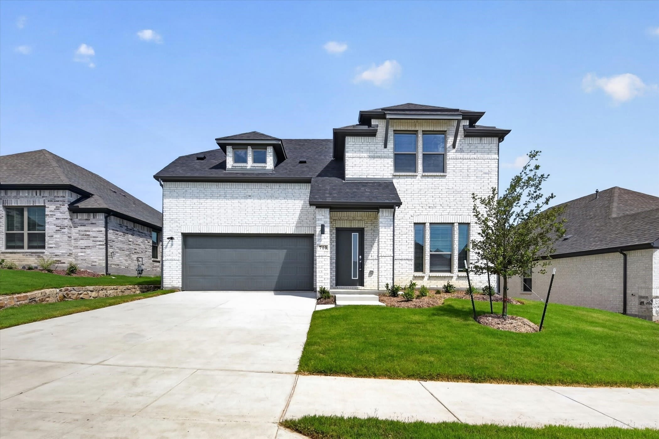 710 Summerberry Drive – photo 1