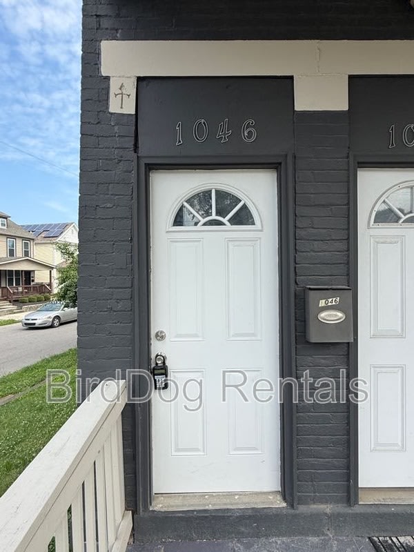 1044-1046 East Long Street – photo 2