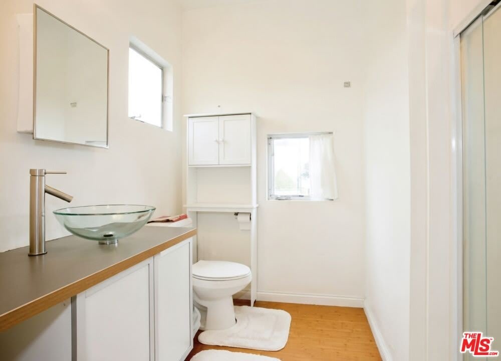 1188 W 36th Pl – photo 4