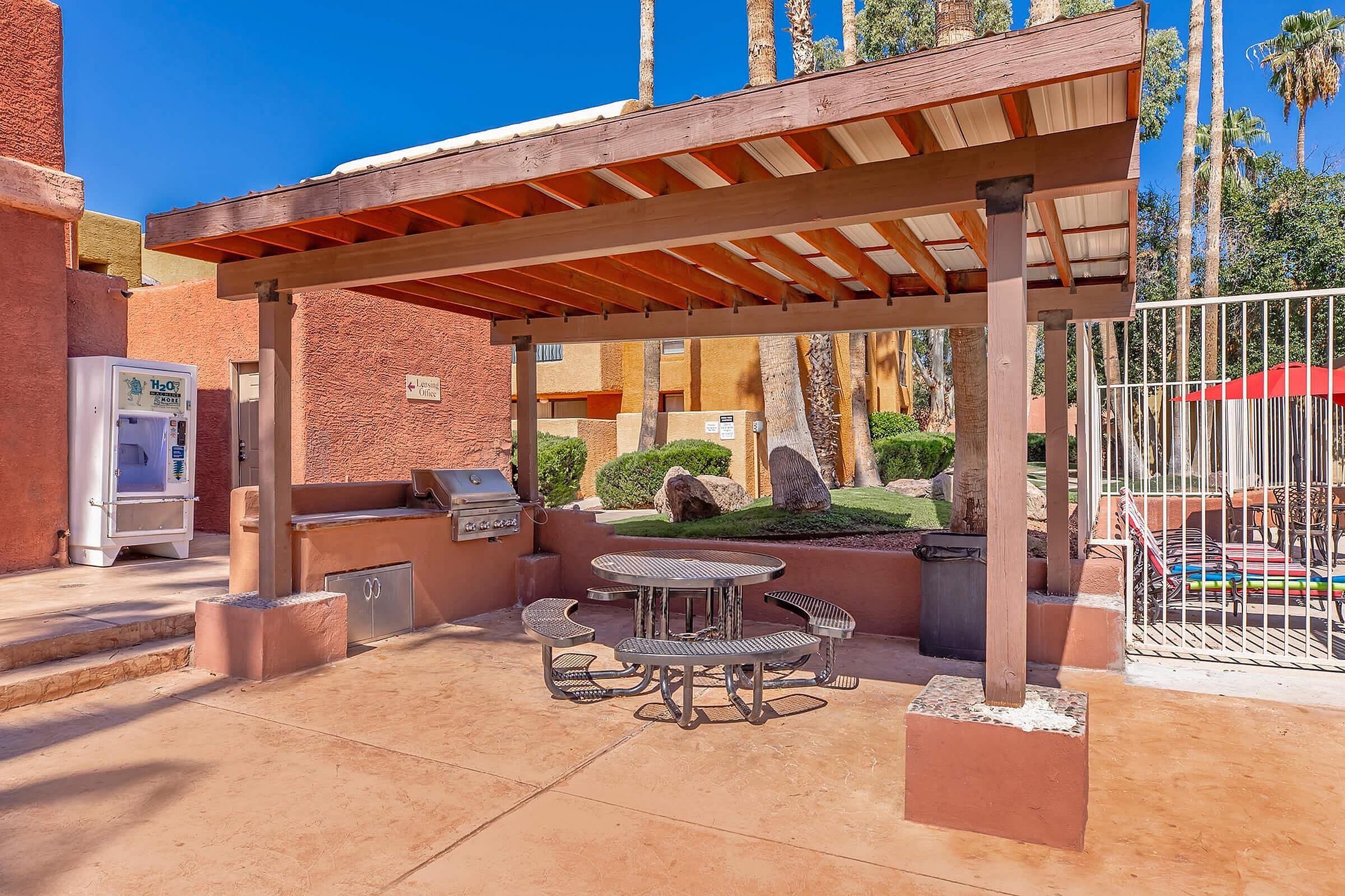 Pebble Creek Apartments – photo 3