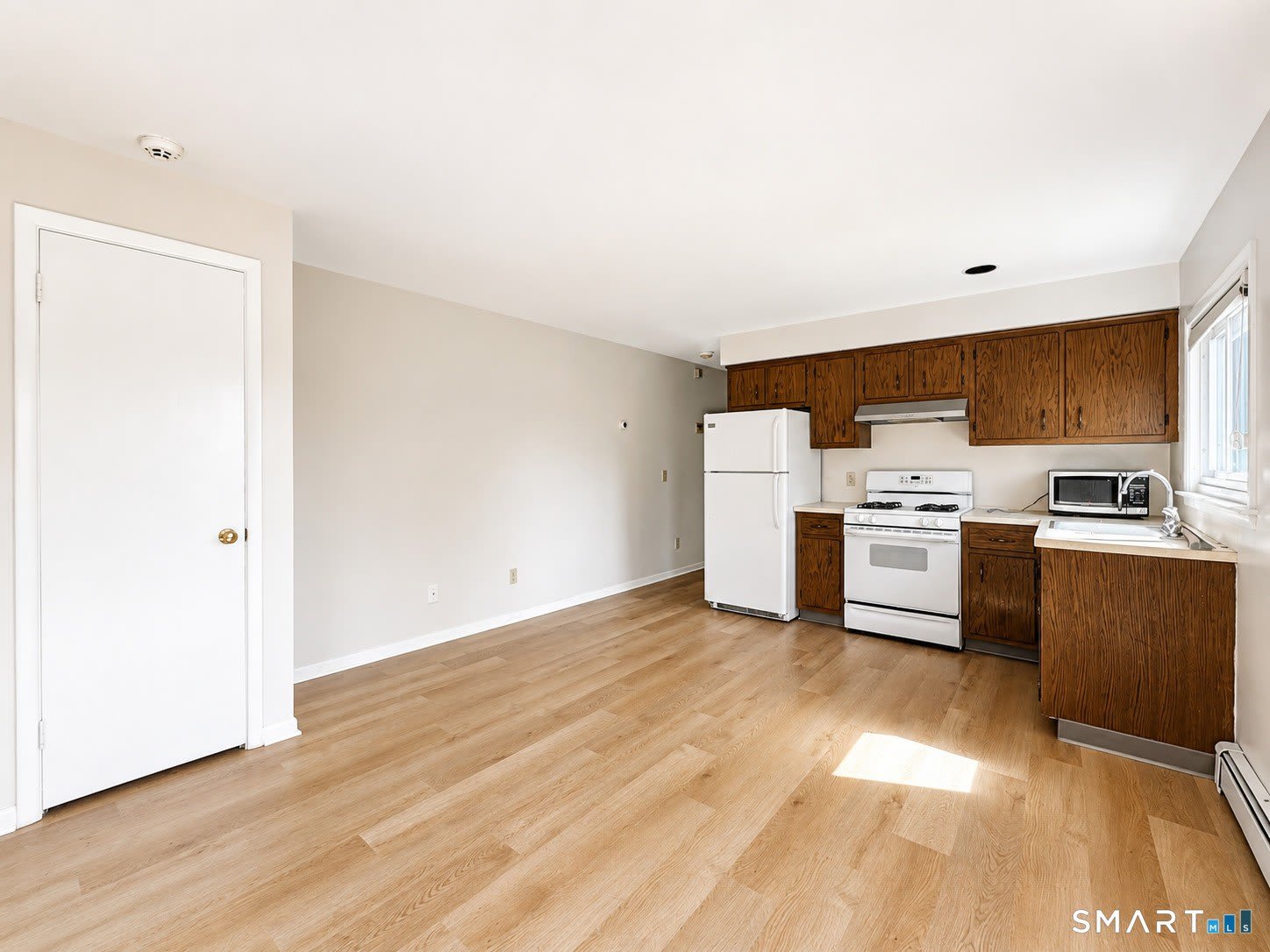 124 Lawn Avenue – photo 1
