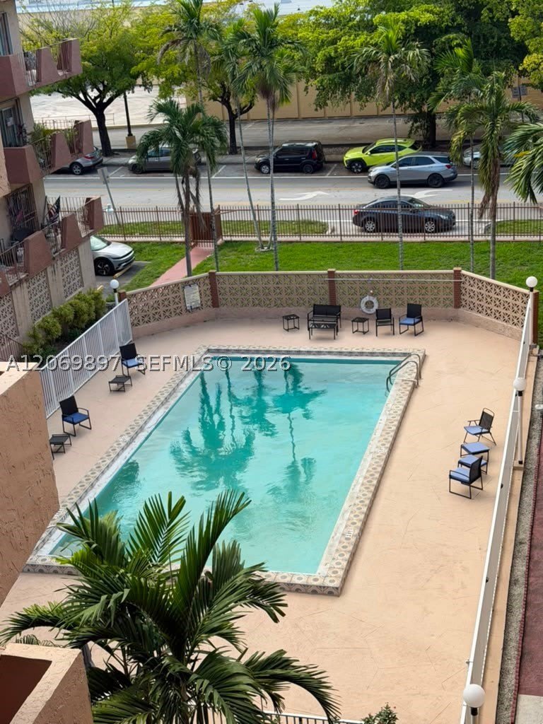 1630 W 46th St – photo 1