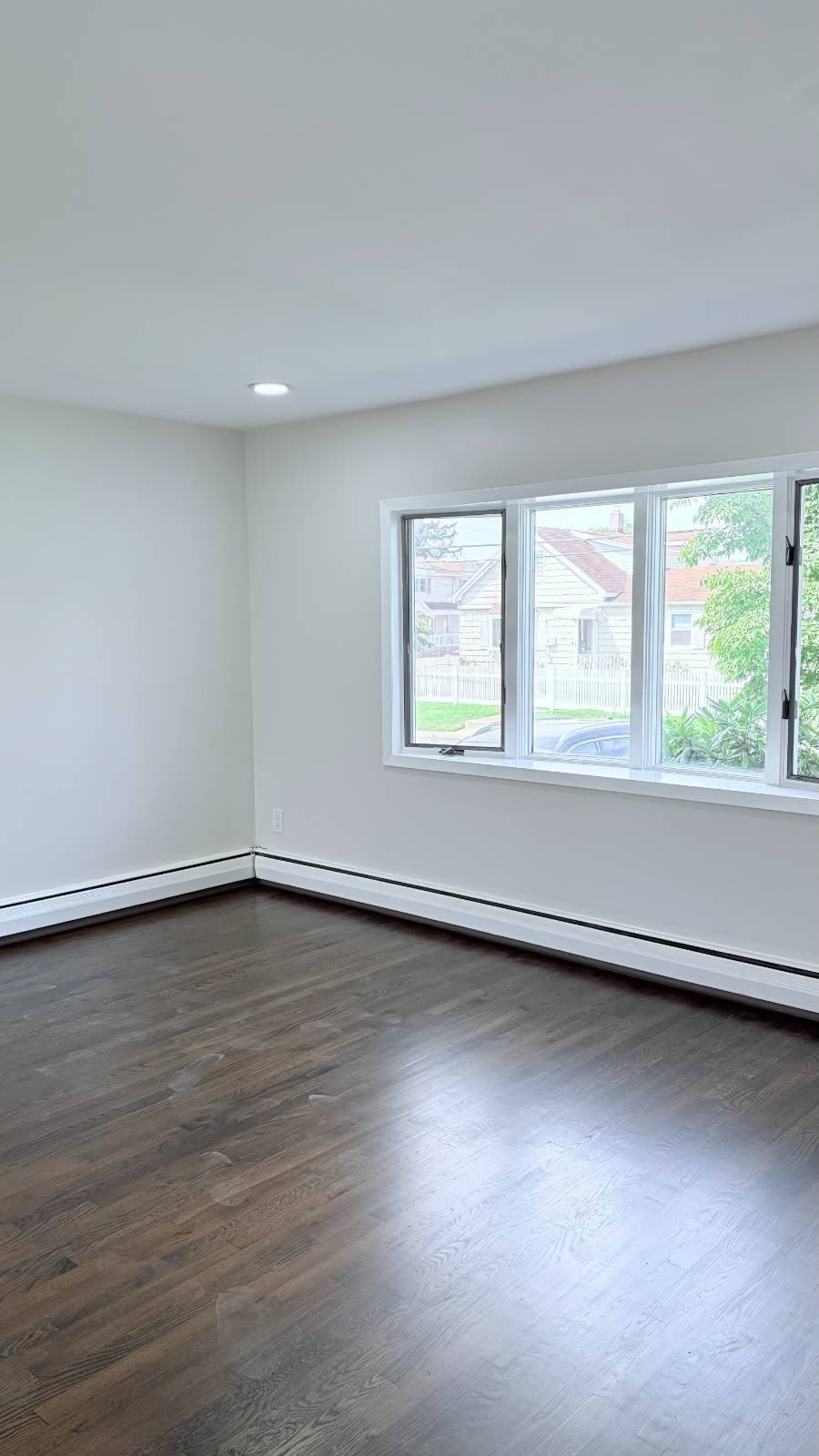 158 Burns Ave – photo 5