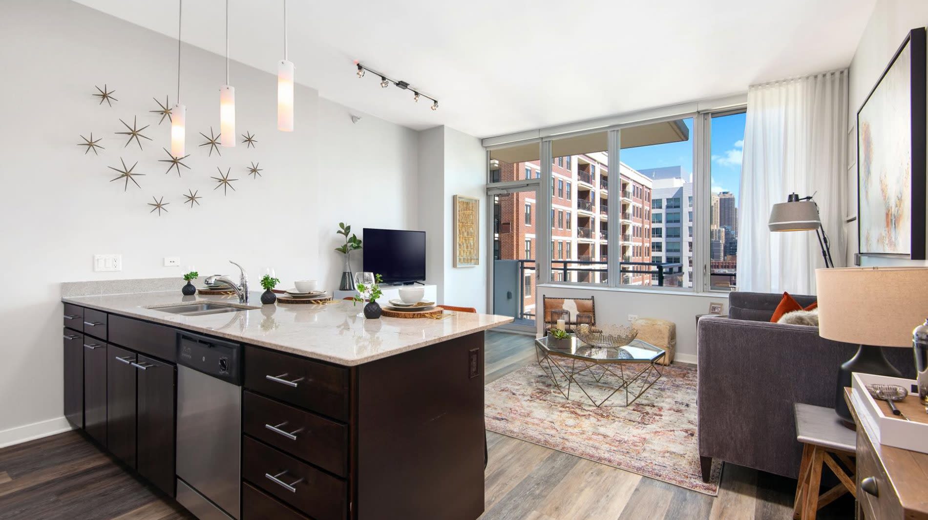 451 W Huron St – photo 2