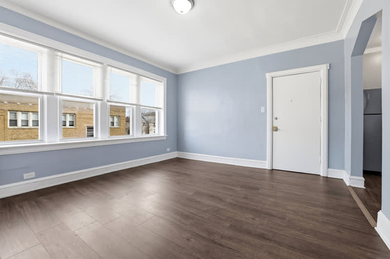 8001 South Emerald Avenue 719 2 – photo 3