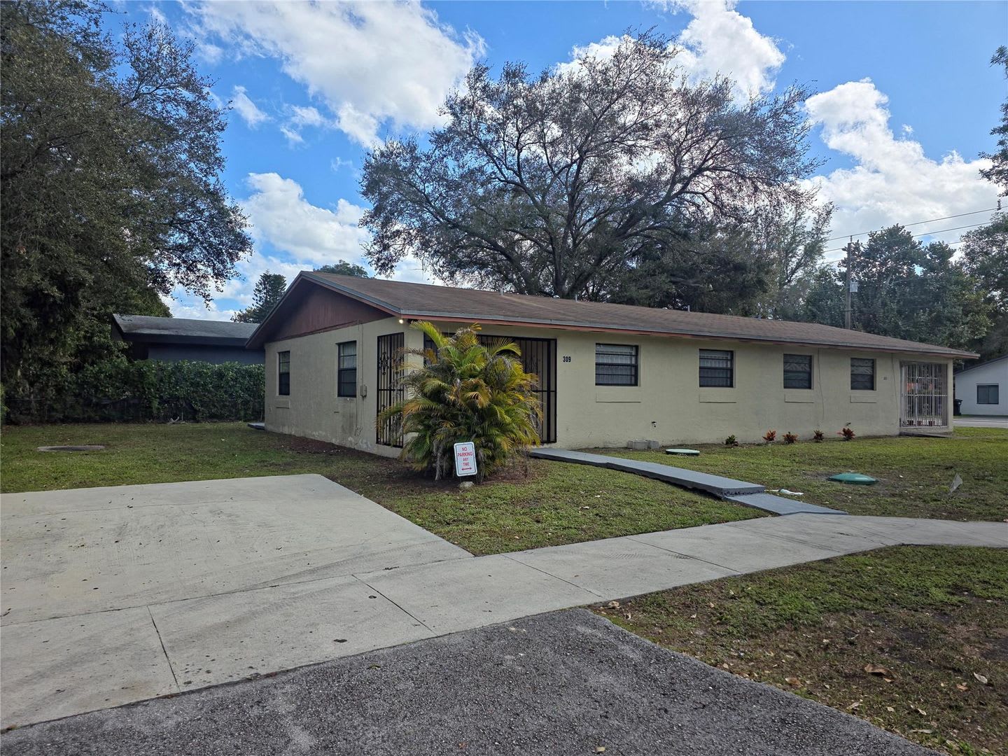 309 NE 169th Street, North Miami Beach, FL 33162 – photo 5