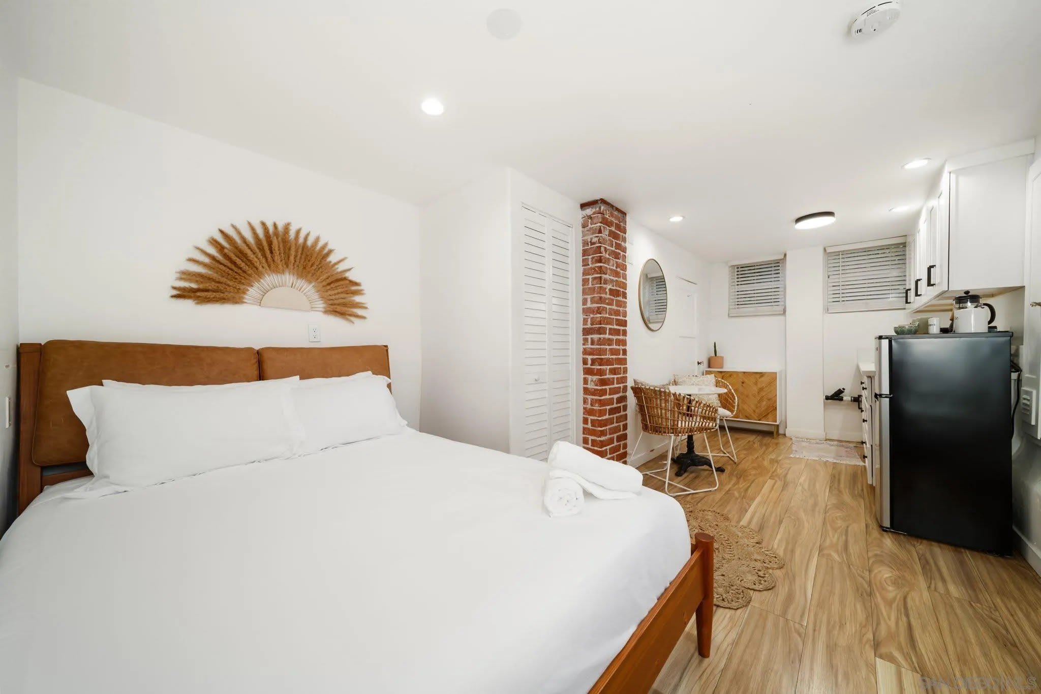 2154-B Union St – photo 1