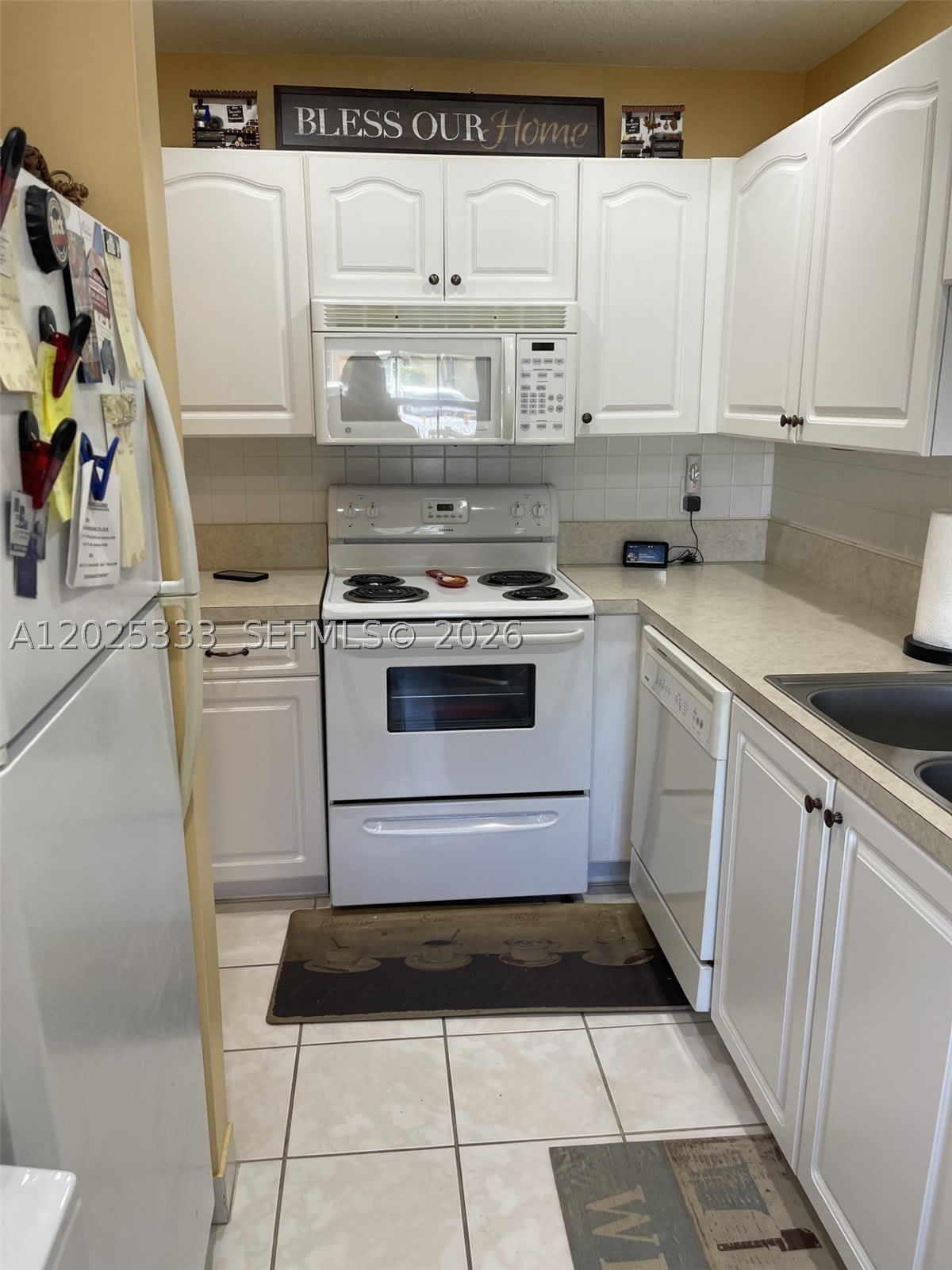 1640 NW 19th Ter – photo 2