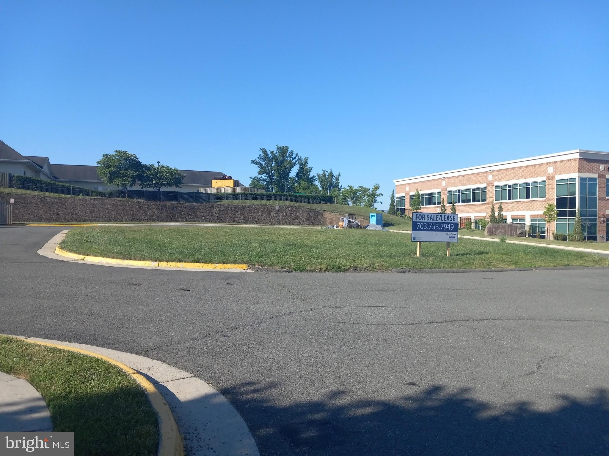 7605 HERITAGE VILLAGE Plaza – photo 2