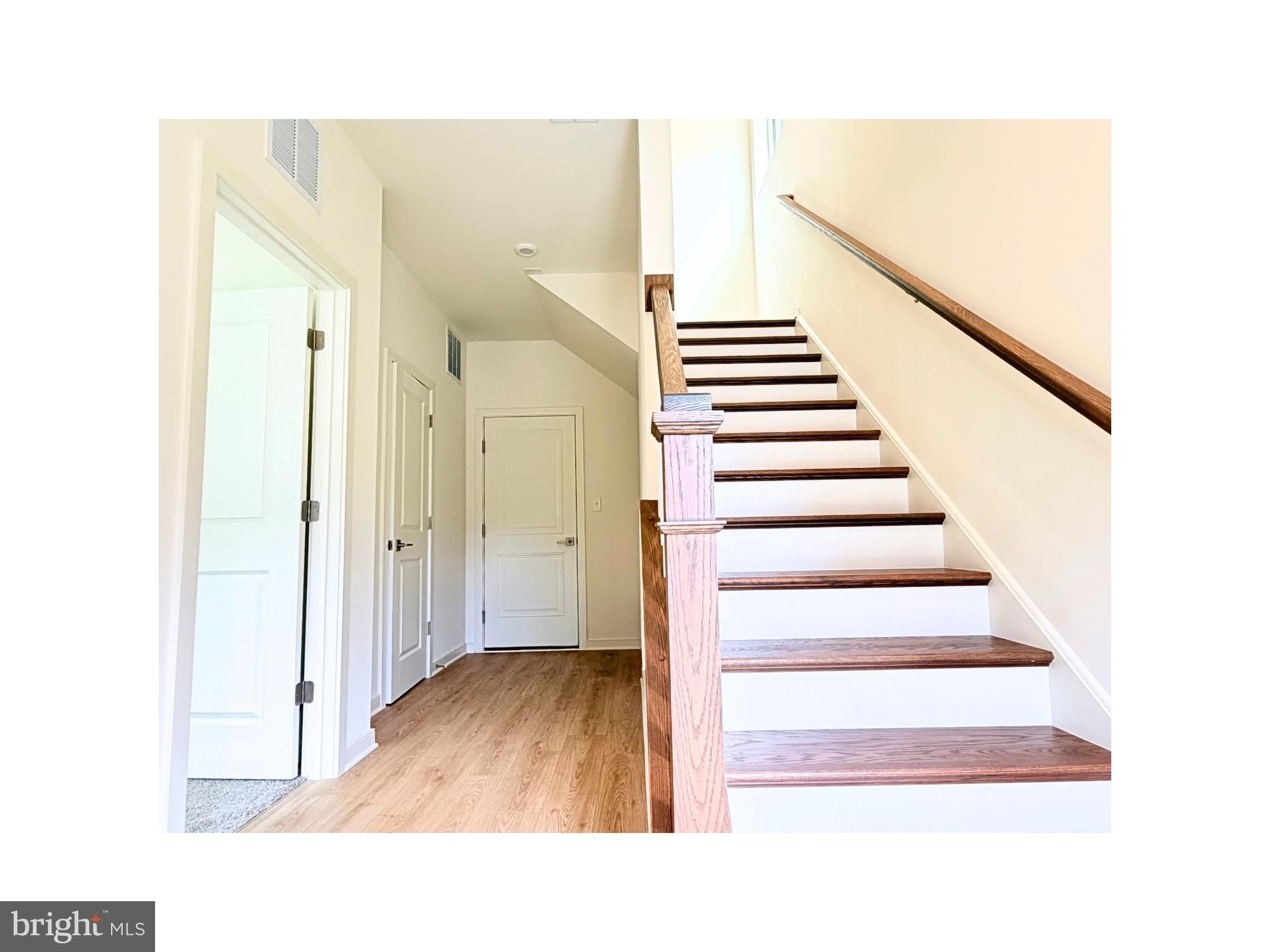 43800 MYSTIC MAROON Terrace – photo 2