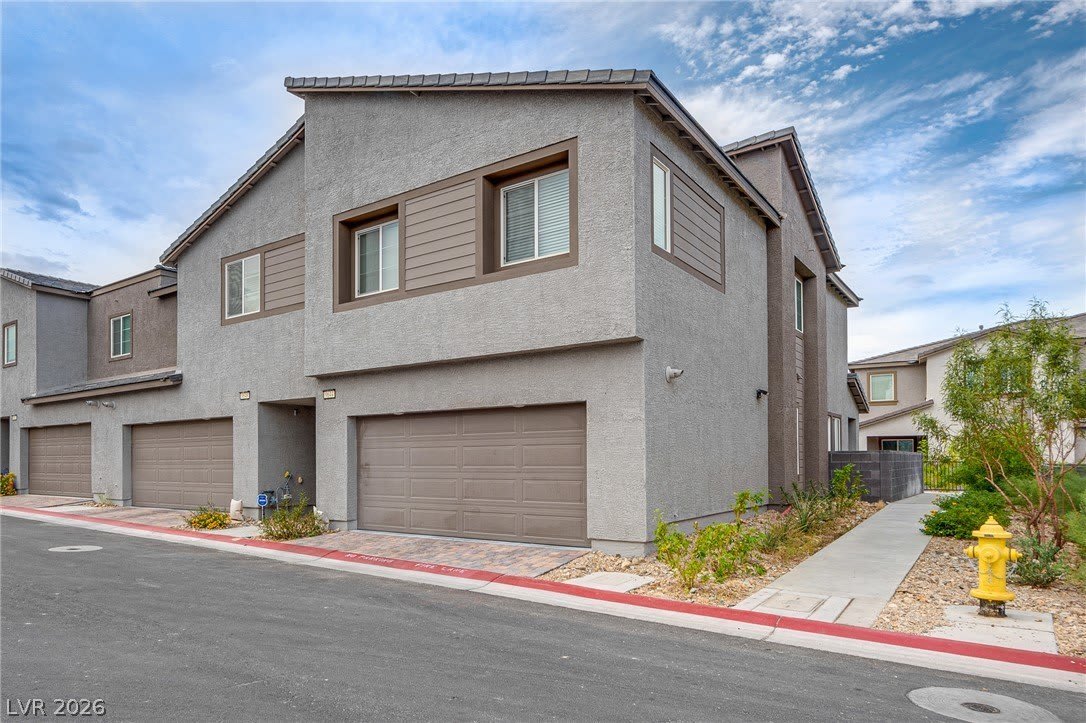9644 Axel Falls Avenue – photo 2