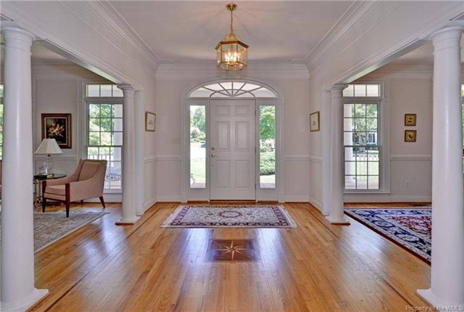 5 Bedroom home in Fords Colony – photo 3