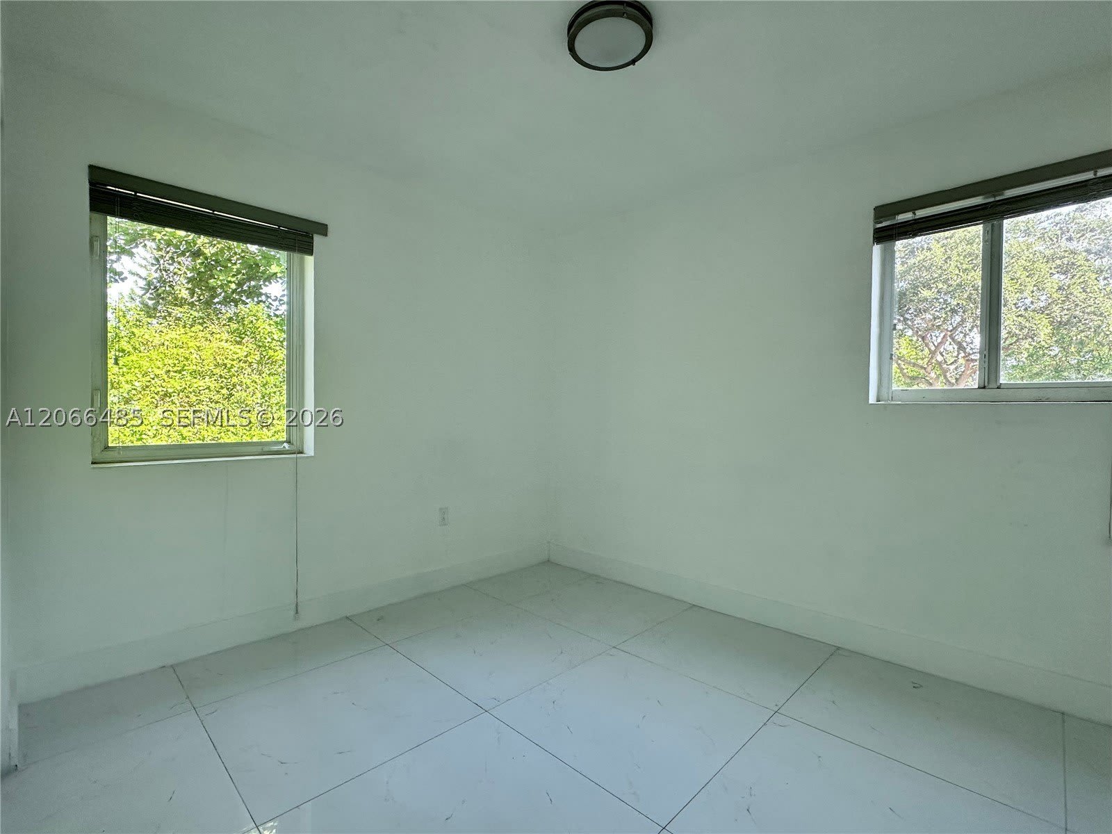 12780 NW 16th Ave – photo 5